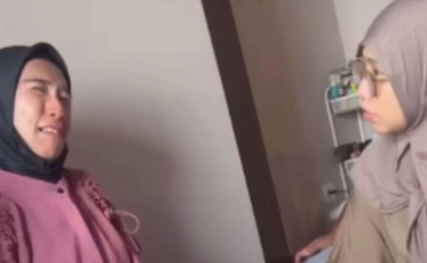 Sahabat Vina Cirebon Linda Kesurupan Lagi, Netizen Meragukan : Masa Harus Nunggu 8 Tahun ya