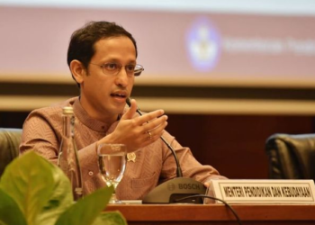 Nadiem Makarim Batalkan Kenaikan UKT Setelah Bertemu Jokowi di Istana Merdeka