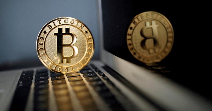 Bitcoin Ambruk! Aset Ratusan Juta Menguap Sekejap: Apa yang Terjadi?