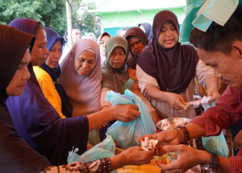 Jelang Idul Adha, Inilah Detik-detik Operasi Pasar Murah di OKI Diserbu Warga