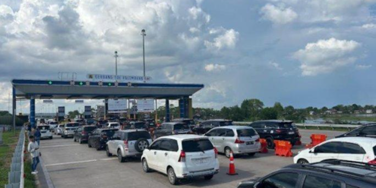 67.153 Kendaraan Melintas di Tol Palembang, Indralaya, Prabumulih Selama 6 Hari Libur Idul Adha 2024