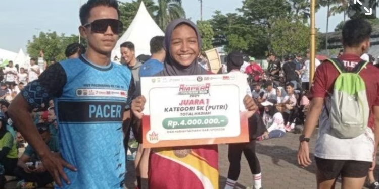 Atlet Lari Sumsel Gendis Aulia Juarai Ampera Tourism Run 2024 Kategori 5K, Bawa Pulang Rp4 Juta