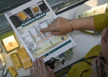 Harga Emas Antam Akhir Pekan Stagnan Rp 1,42 Juta per Gram