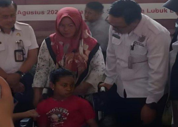 Sedihnya Aisyah Anak Disabilitas di Lubuklinggau, Baru 3 Hari dapat Bantuan Kursi Roda Hilang Dicuri