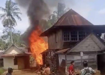 Lupa Matikan Api di Dapur, Dua Rumah Warga Talang Endikat Empat Lawang Terbakar