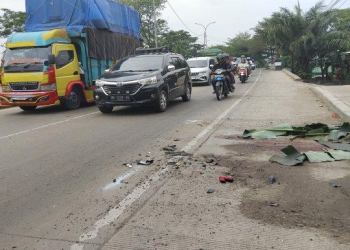 Pemotor Berpakaian Sekuriti Tewas Usai Tabrak Truk yang Parkir di Kertapati, Palembang