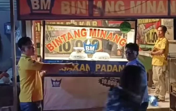 Viral! Ormas di Cirebon Gerebek Warung Nasi Padang karena Paket Hemat Rp10 Ribu, Netizen Beri Tanggapan Nyeleneh