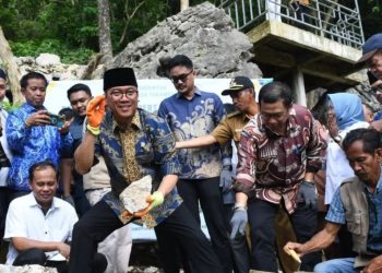 Mendes PDT Ajak Desa Wisata Tampilkan Ciri Khas Daerah untuk Tingkatkan Daya Tarik