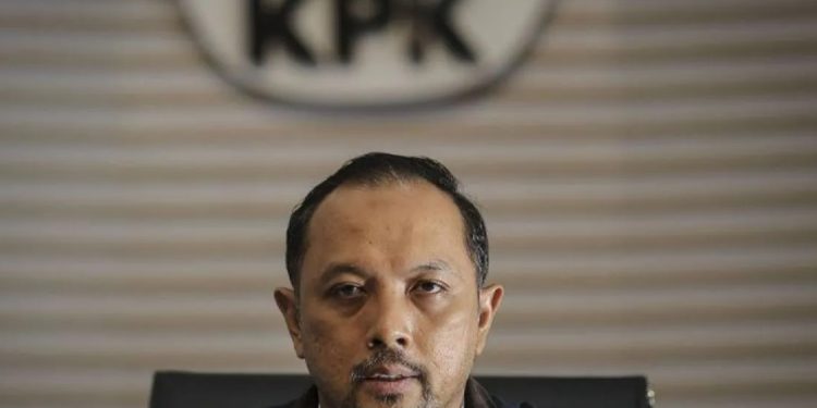 KPK Periksa Bupati Situbondo Karna Suswandi dalam Kasus Korupsi Dana PEN