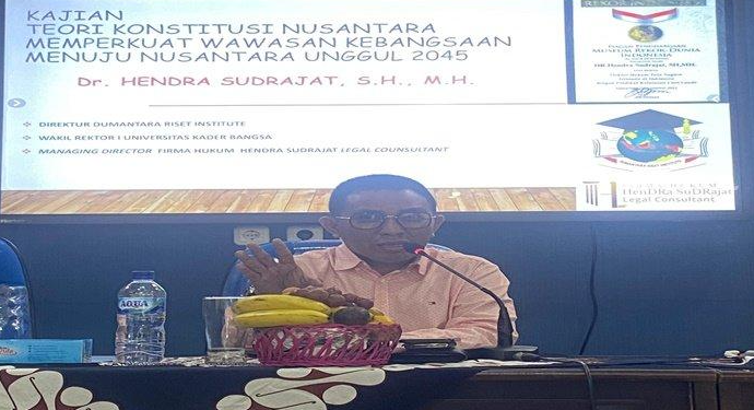 Direktur Dumantara Riset Institute,Dr Hendra Sudrajat Hadiri Kuliah Umum yang Digelar BEM FKIPU-PGRI