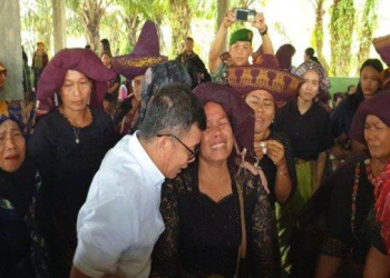 Isak Tangis Keluarga Korban Tewas Insiden 33 TNI Serang Warga di Deli Serdang, Minta Pelaku Dihukum