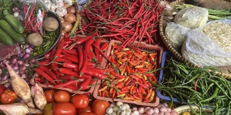 Harga Pangan Per 3 November: Bawang Merah Naik Menjadi Rp33.870 per Kg