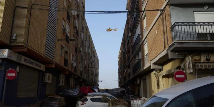 Spanyol Kerahkan 5.000 Pasukan Tambahan untuk Tangani Banjir Parah