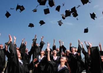 Meningkatkan Akses Informasi dan Peluang Melalui Samudrapikiran.com