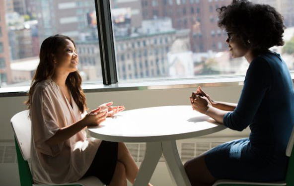 Apa Itu Soft Spoken yang Viral di TikTok