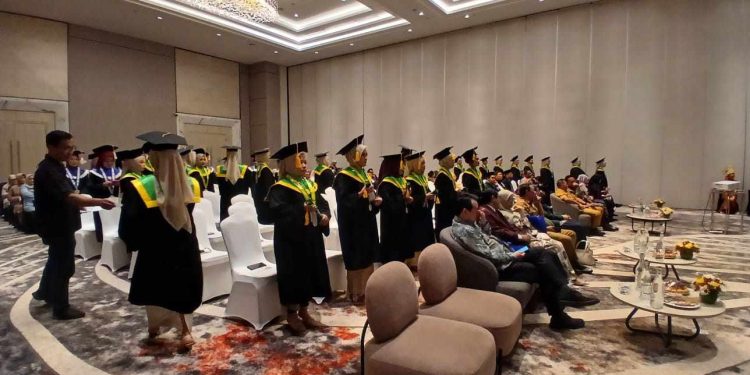 Wisuda Kedua IKBIS Annisa: Tonggak Baru bagi Masa Depan Lulusan