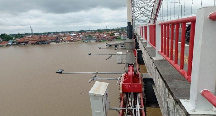 Warga Kesal Kabel Lampu LED di Jembatan Musi 6 Palembang Diduga Dicuri, Minta Aparat Hukum Bertindak