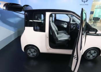 Tertarik untuk Memiliki Mobil Listrik? Ini Berbagai Pilihan Mobil Listrik dari Wuling