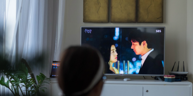 Fenomena Drama Pendek: Hiburan Cepat, Emosi Padat, dan Gaya Hidup Baru