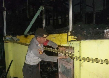 Berawal Api di Atap, Kebakaran Hanguskan Rumah Warga di 24 Ilir Palembang, Diduga Korsleting Listrik