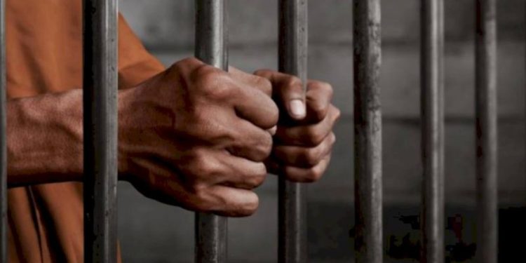 Bermodus Tuduh Korban Bawa Sajam, Dua Begal Bersenjata di Palembang Ditangkap Polisi