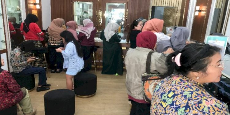 Permintaan Emas di Galeri 24 Palembang Melonjak, Emas 8K Jadi Primadona