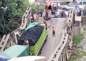 Jembatan Muara Lawai Ambruk Akibat Truk Over Tonase, Gubernur Desak Transportir Bertanggung Jawab dan Polda Usut Tuntas