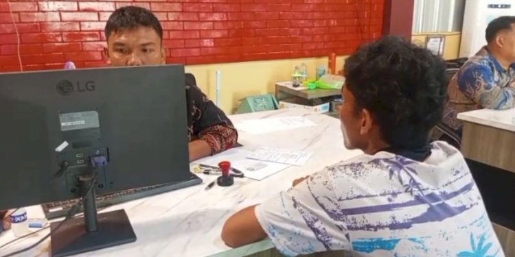 Diduga Tertipu Seragam Polisi, Pengemudi Ojol di Palembang Kehilangan Sepeda Motor