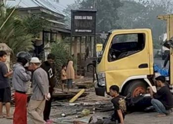 Truk Masuk Jalur Lawan Arah, Empat Kendaraan Terlibat Kecelakaan Beruntun di Jalintim Banyuasin