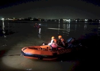 Bocah 11 Tahun Terseret Arus Sungai Musi, Warga Palembang Lakukan Pencarian Intensif