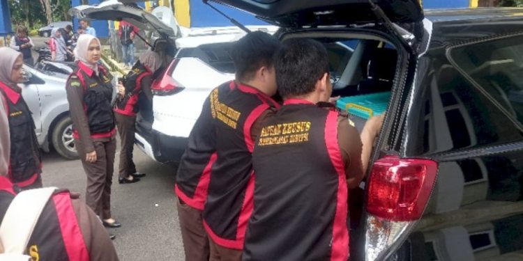 Kejari Pagar Alam Geledah Kantor PUTR, Sita Satu Boks Dokumen Dugaan Korupsi Proyek Jalan