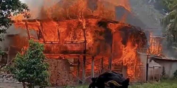 Empat Rumah dan Satu Sekolah di Empat Lawang Terbakar, Diduga Akibat Korsleting Listrik