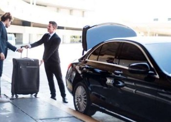 Kenyamanan Perjalanan Wisata Bersama Rentcarwithprivatedriver.com