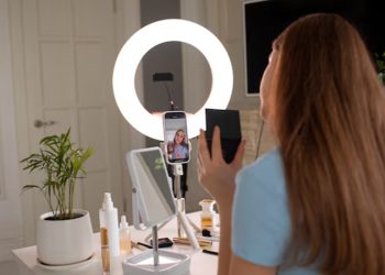 Generasi Muda Mulai Mengutamakan Skincare dengan Izin Resmi BPOM