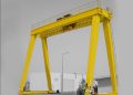 Inovasi dan Efisiensi Industri Modern Melalui Teknologi Hoist Crane